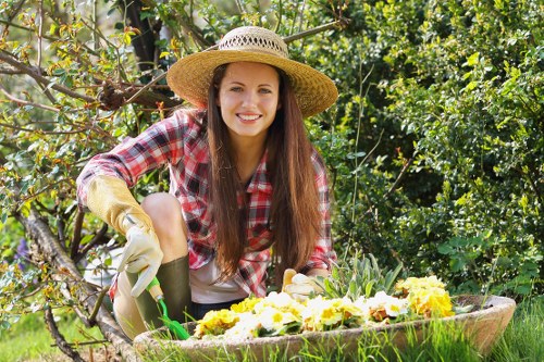 Cubic-yard rate example for seasonal garden waste removal in Shadwell